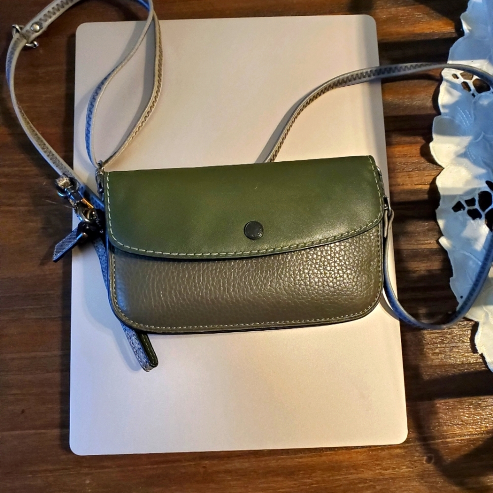 Leather Fossil Small crossbody bag
